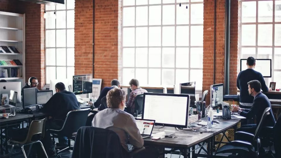 Как выбрать веб-студию в Александровске-Сахалинском по кейсам